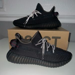 Yeezy Boost 350 V2 Static Black